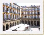 07July05 - Nay, Jenny, Baz, Andy in Spain - Running of Bulls 411 * 2048 x 1536 * (1.12MB)